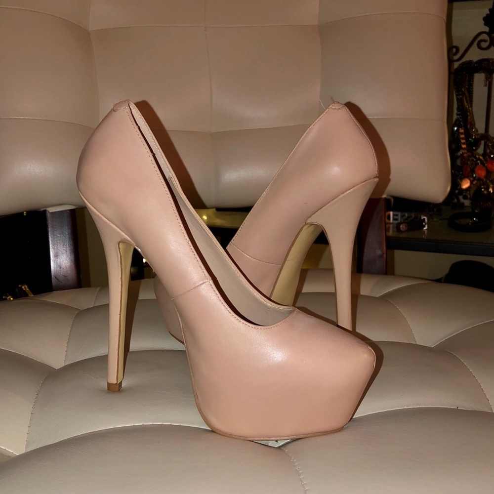 Steve Madden Tan Leather Platform Pumps NEW
